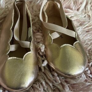 Baby girl metallic shoes